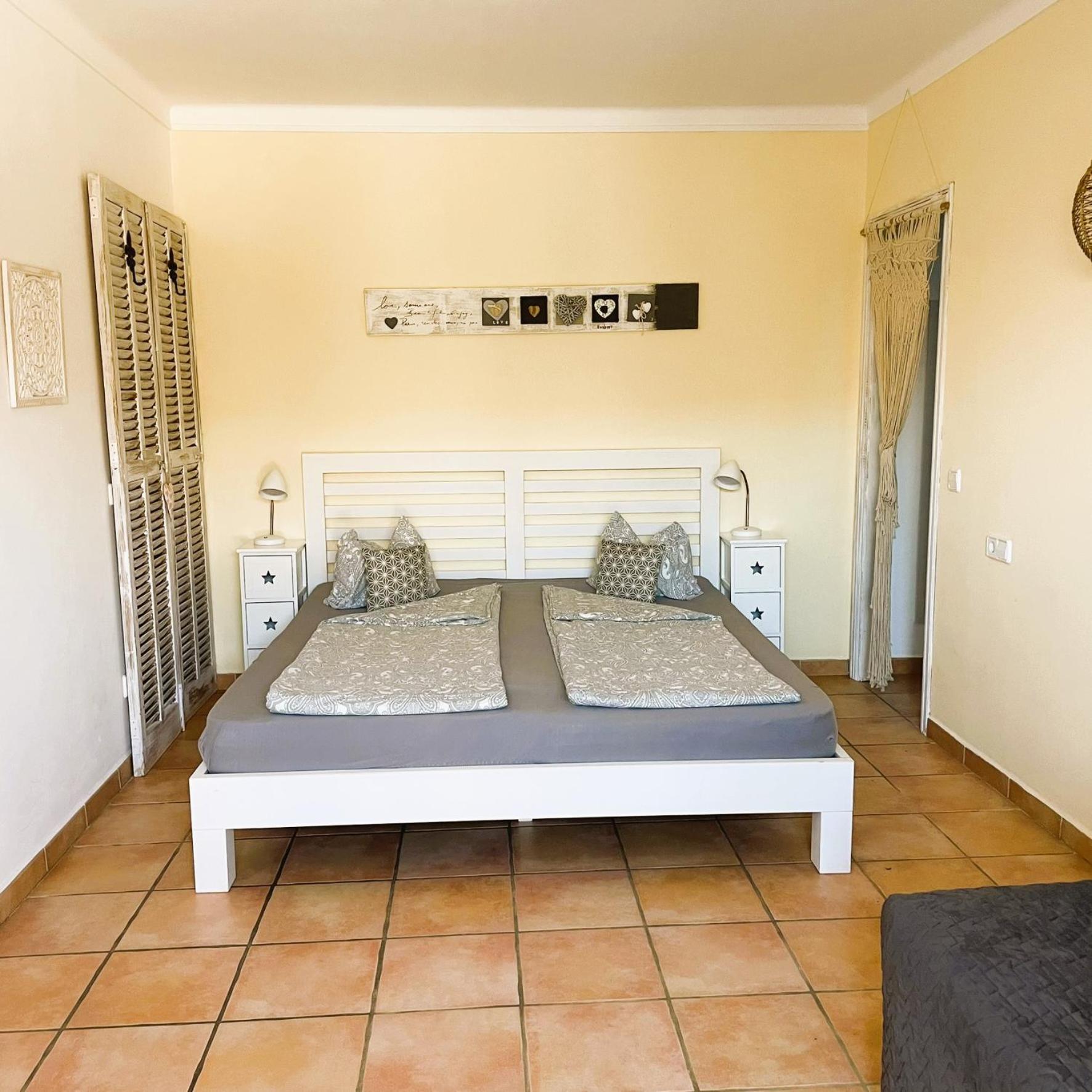 Agroturismo S Hort De Can Carrio Ag226 Ses Salines  Exterior photo